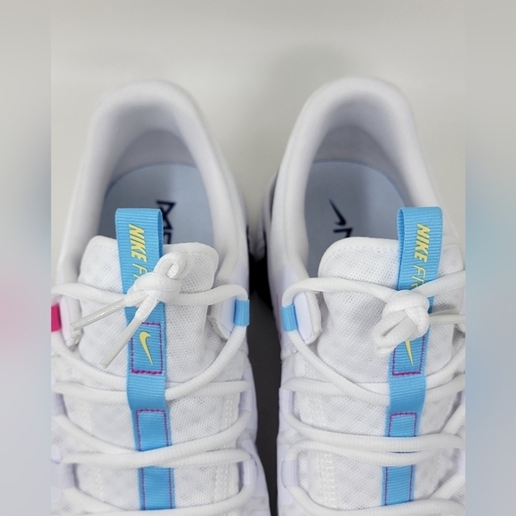 Nike Free Metcon 5 White Aquarius Deep Royal Blue DV3950-103 Women's Size 15 New - Picture 8 of 9